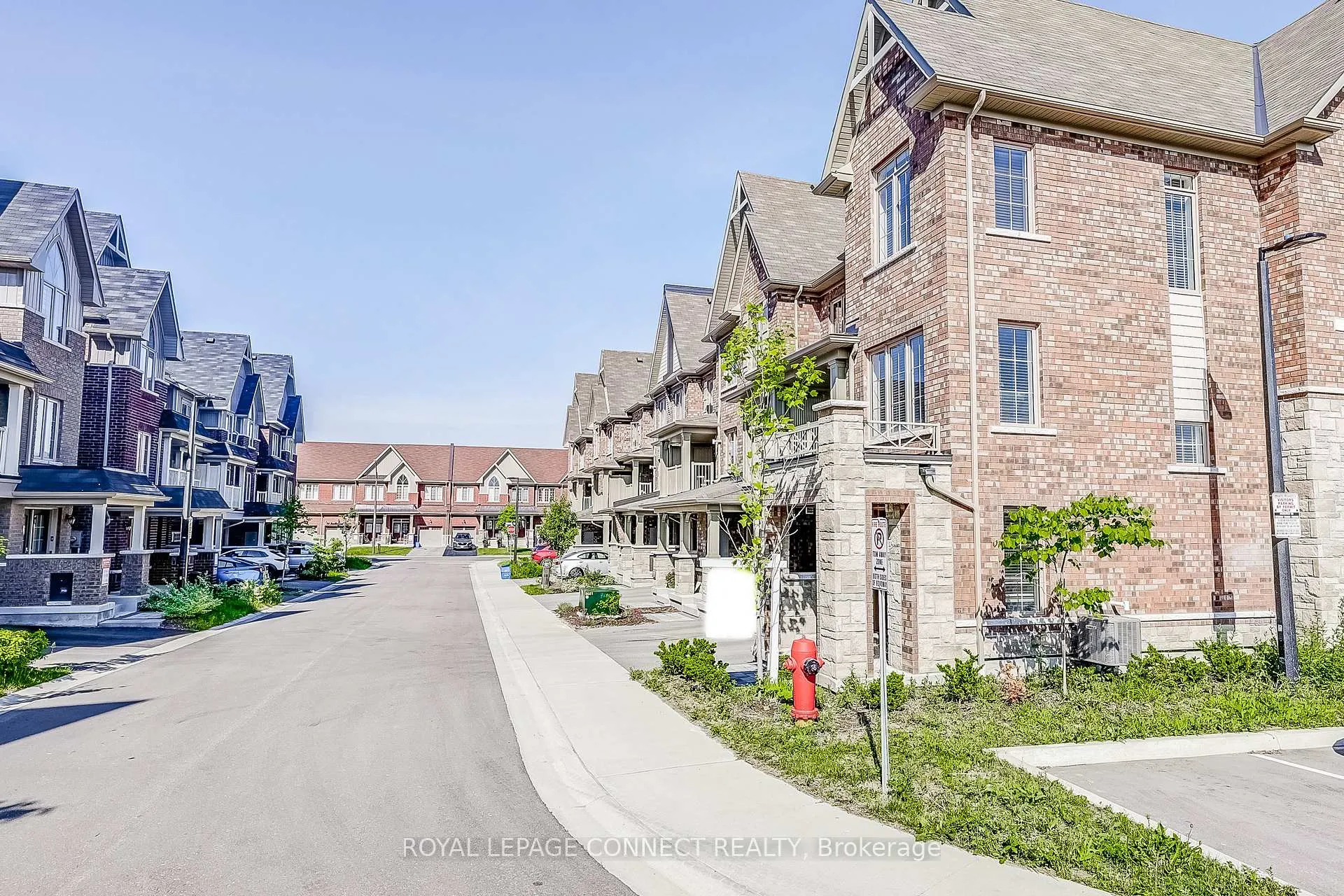 Photo 4 of 29 Mappin Way, Whitby, Rolling Acres — HOMEH