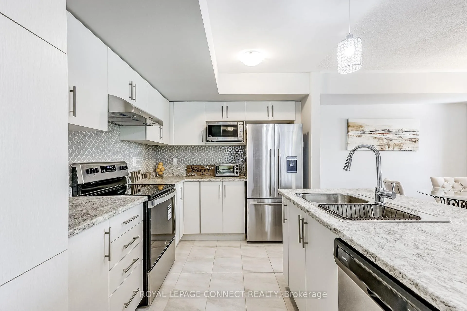 Photo 12 of 29 Mappin Way, Whitby, Rolling Acres — HOMEH