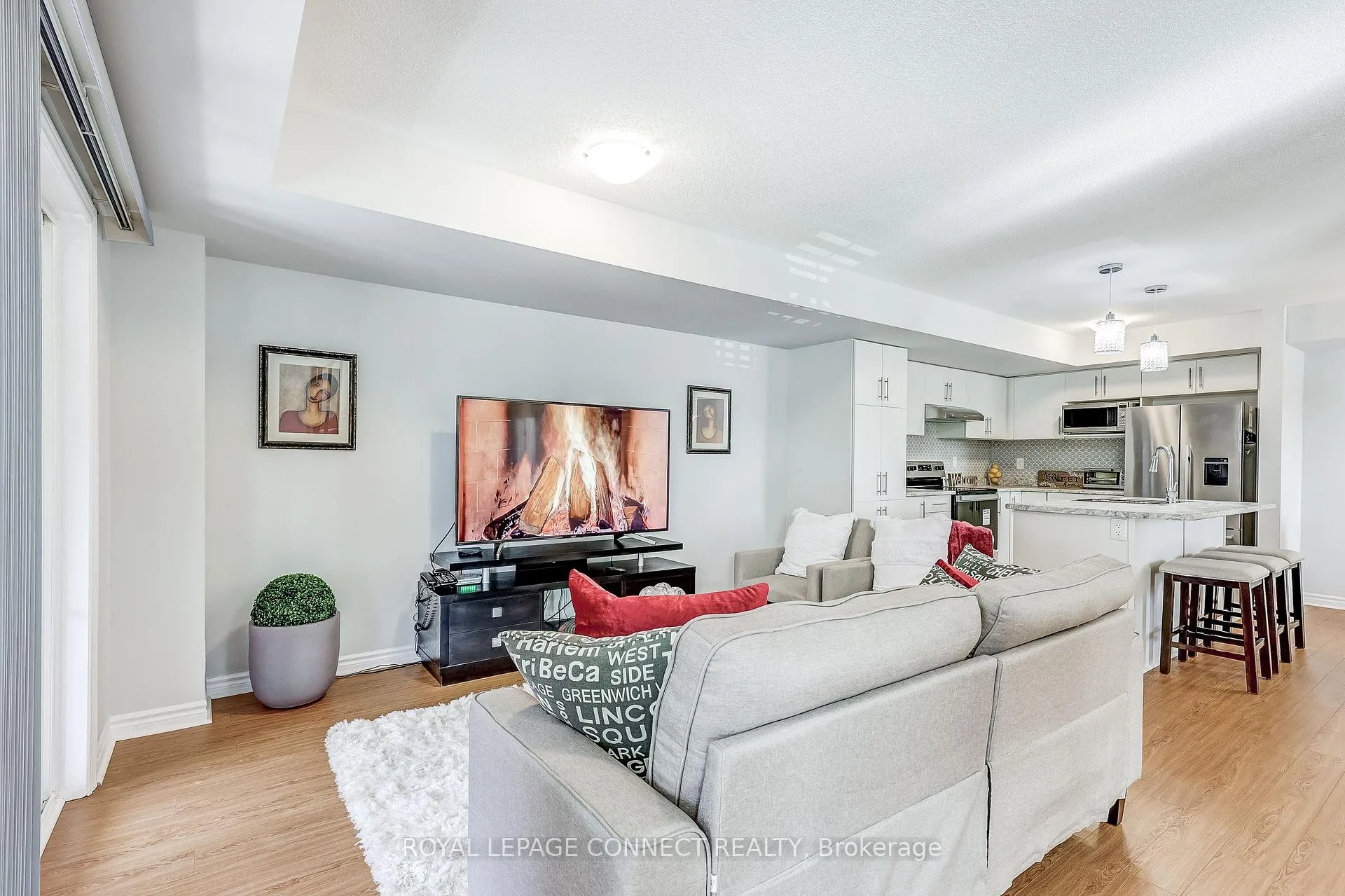 Photo 16 of 29 Mappin Way, Whitby, Rolling Acres — HOMEH