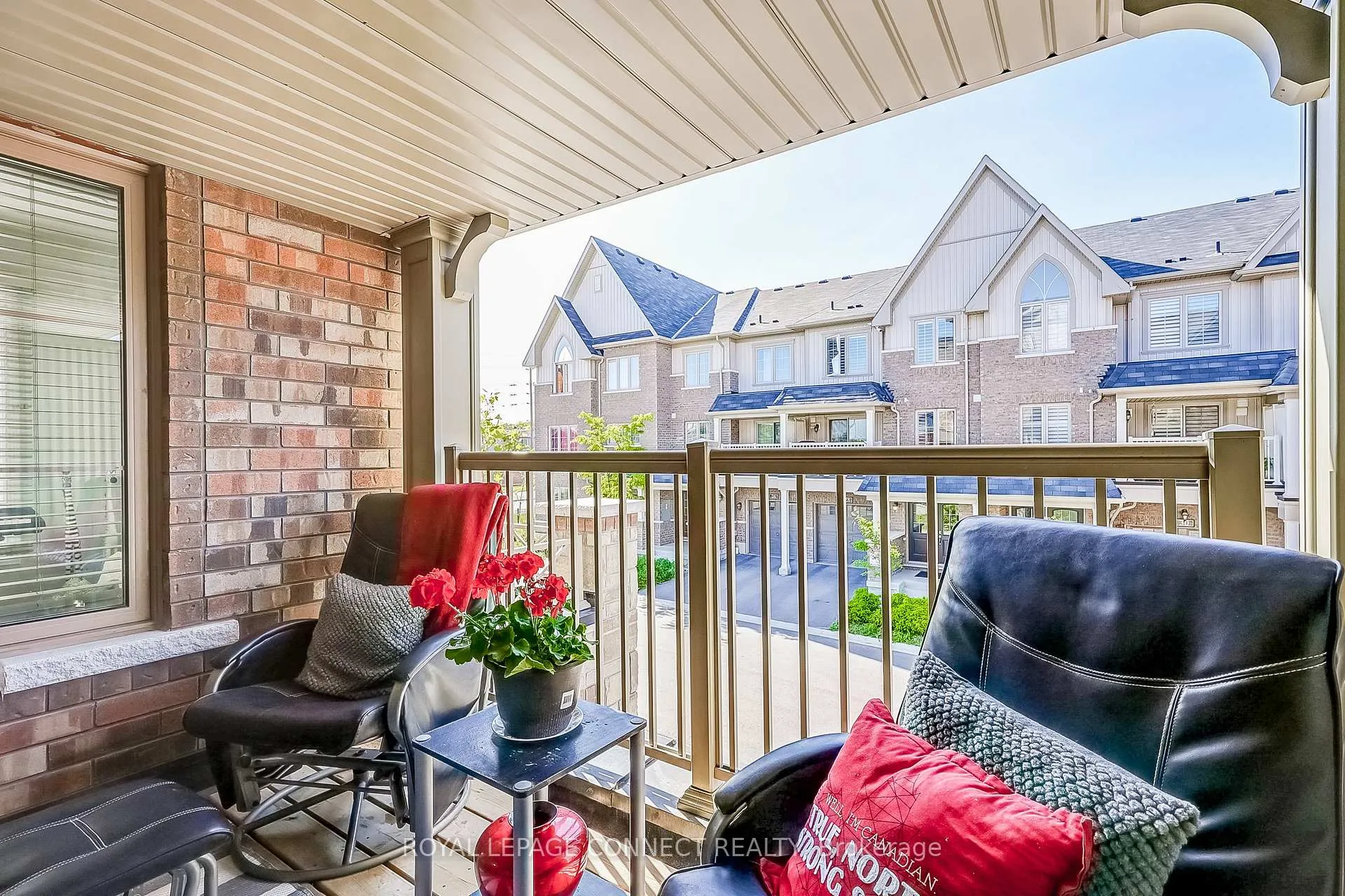 Photo 24 of 29 Mappin Way, Whitby, Rolling Acres — HOMEH