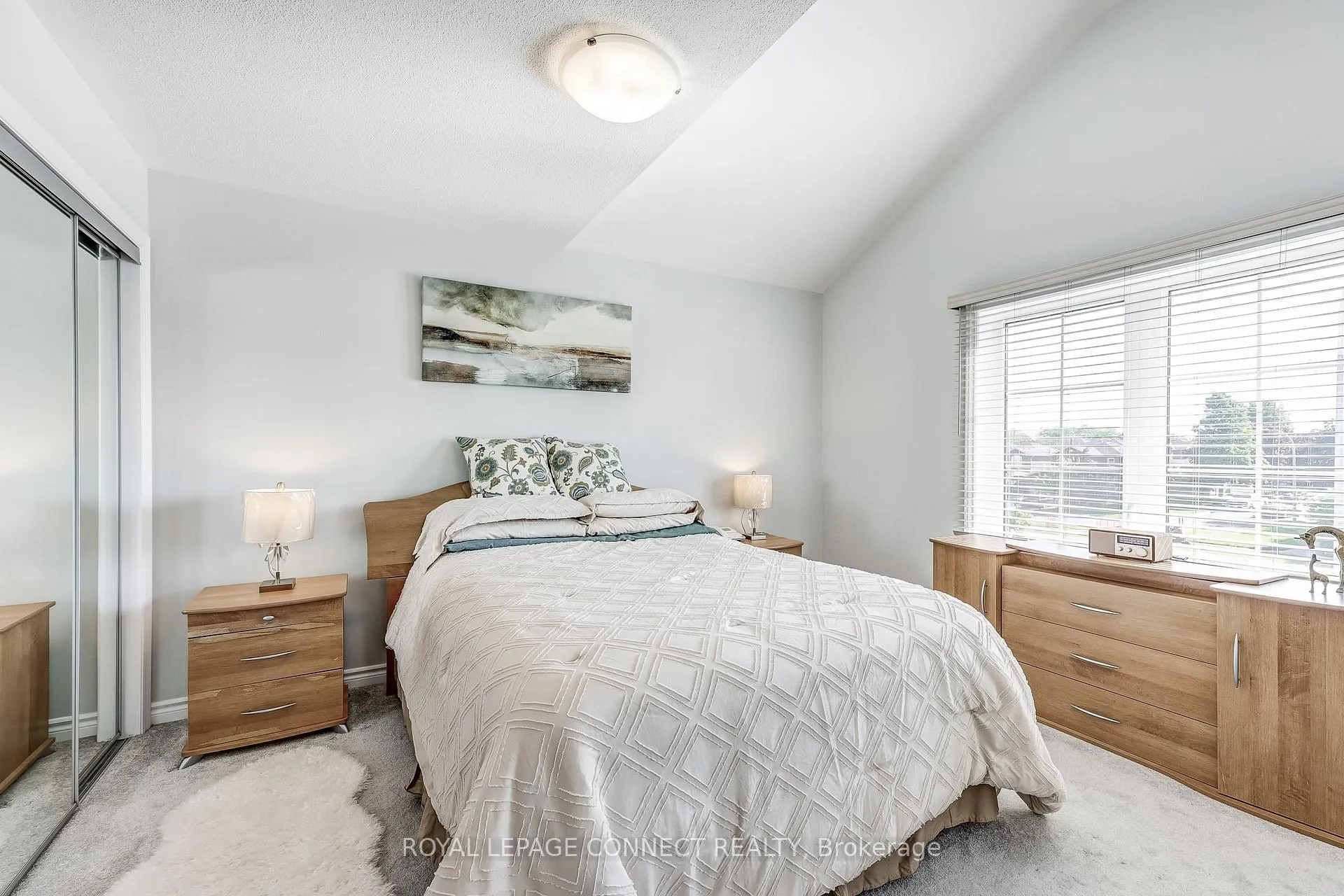 Photo 27 of 29 Mappin Way, Whitby, Rolling Acres — HOMEH