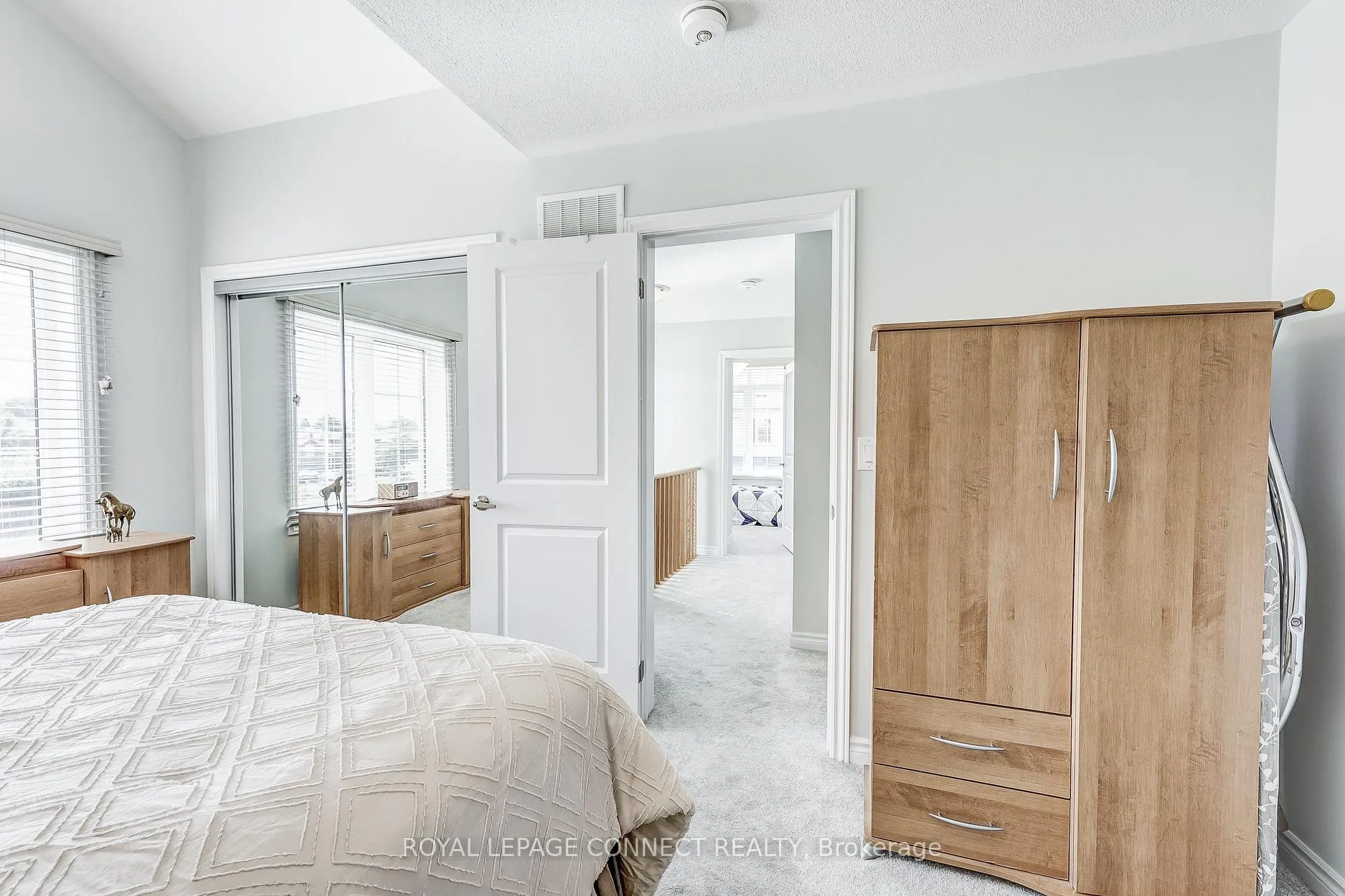 Photo 29 of 29 Mappin Way, Whitby, Rolling Acres — HOMEH