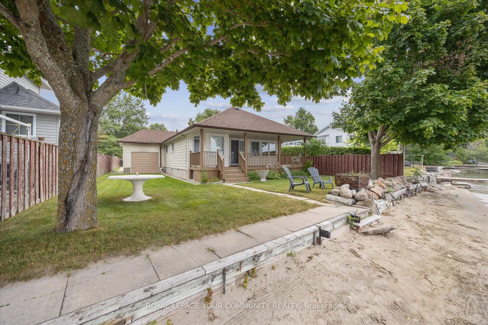 Photo 5 of 2762 Lone Birch Trail, Ramara, Brechin — HOMEH
