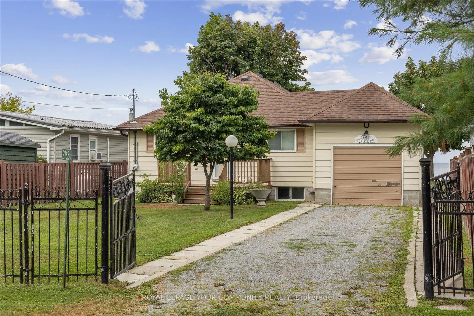 Photo 7 of 2762 Lone Birch Trail, Ramara, Brechin — HOMEH