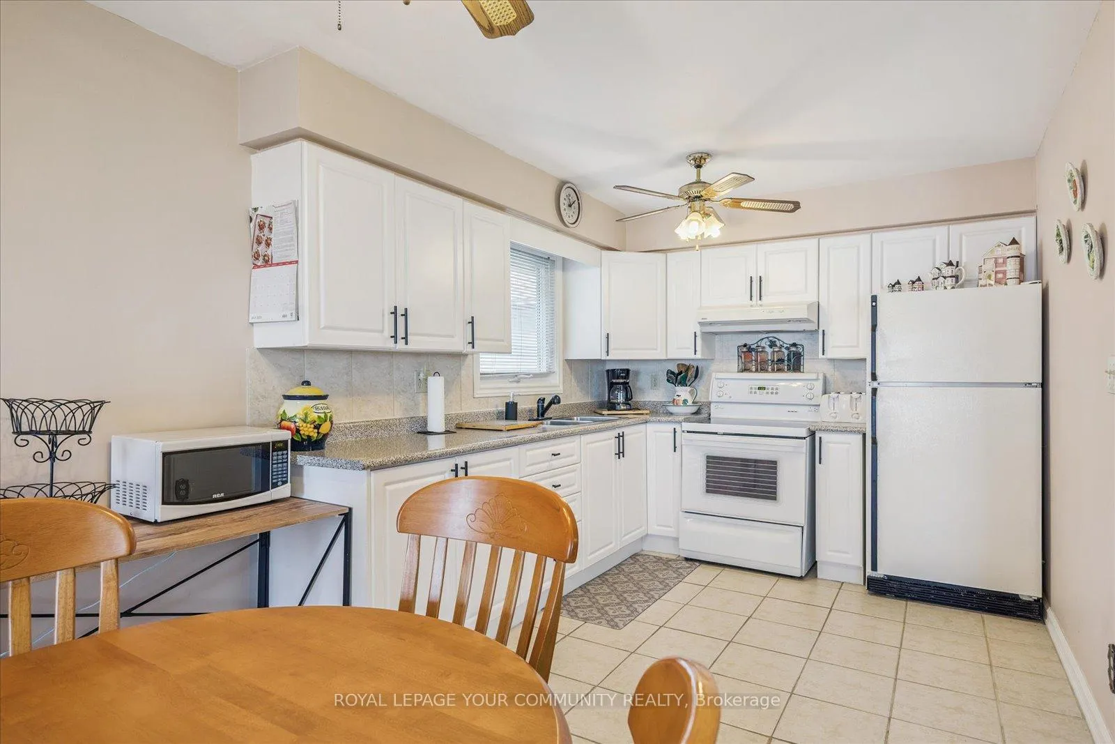 Photo 14 of 2762 Lone Birch Trail, Ramara, Brechin — HOMEH