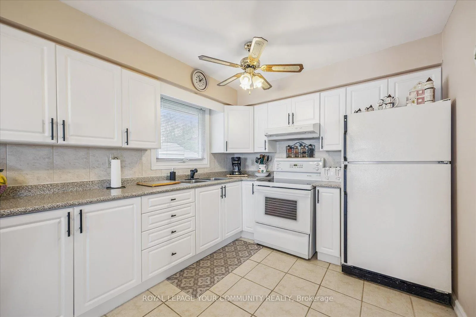 Photo 15 of 2762 Lone Birch Trail, Ramara, Brechin — HOMEH
