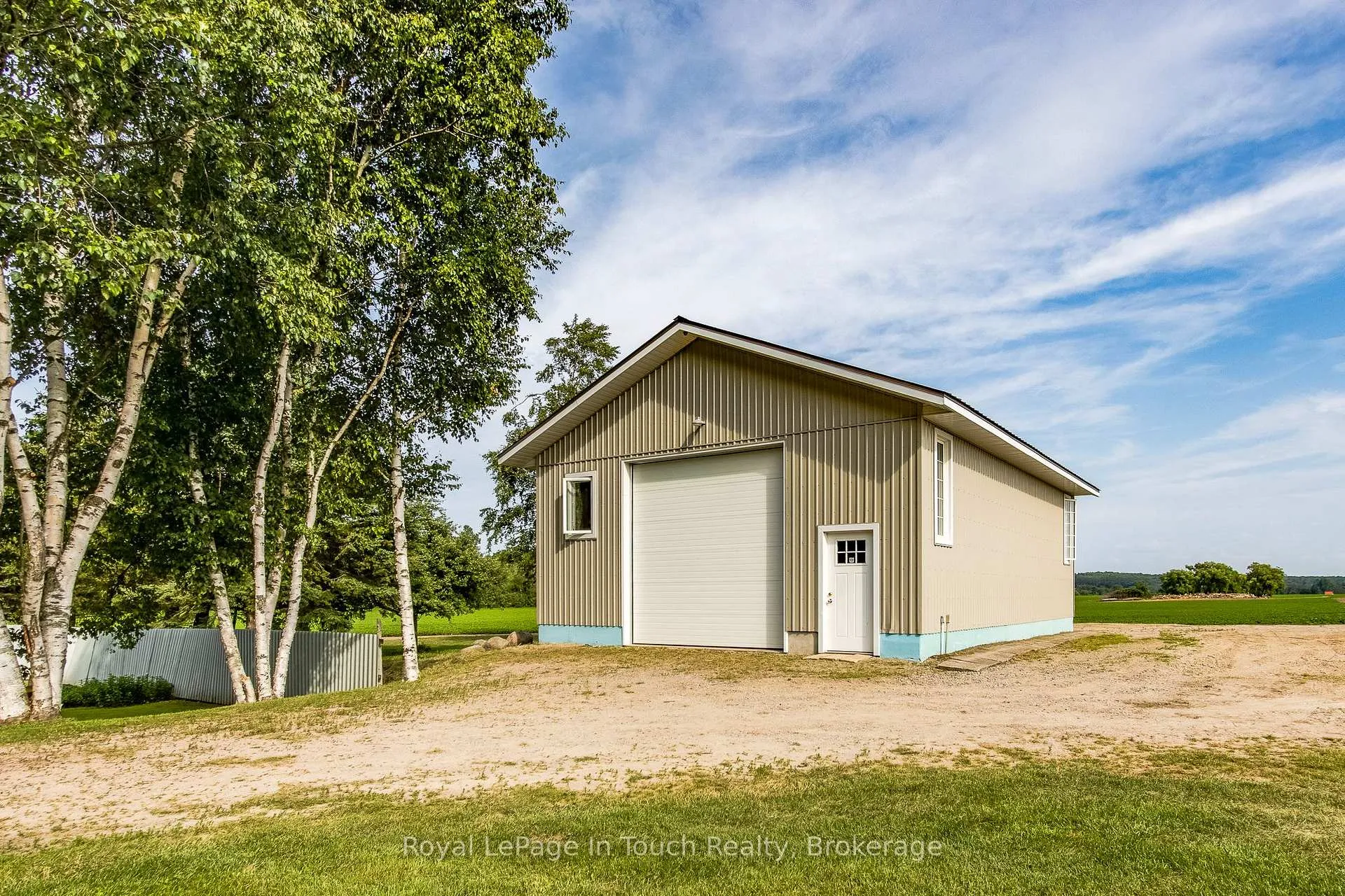 Photo 4 of 113 Concession 17 Road W, Tiny, Rural Tiny — HOMEH