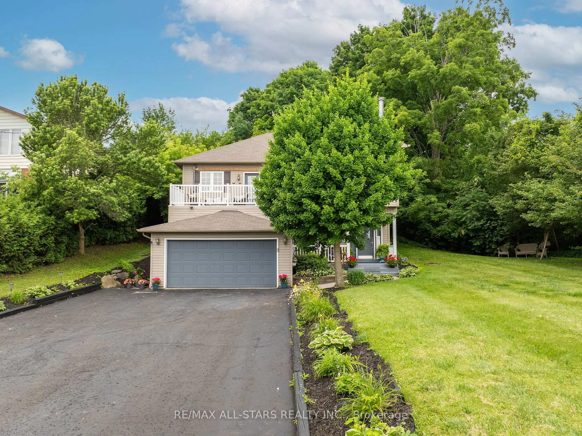 Photo 3 of 2 Honeys Beach Road, Scugog, Port Perry — HOMEH