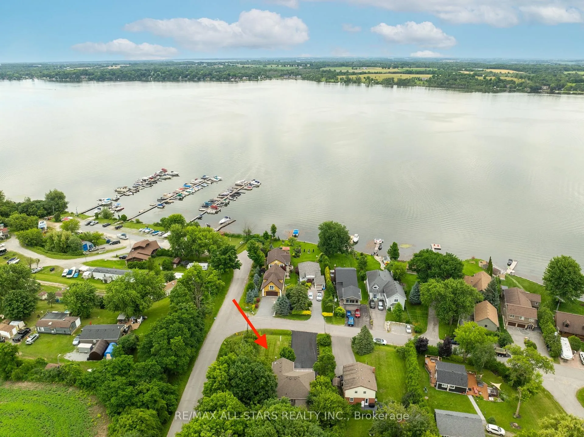 Photo 5 of 2 Honeys Beach Road, Scugog, Port Perry — HOMEH