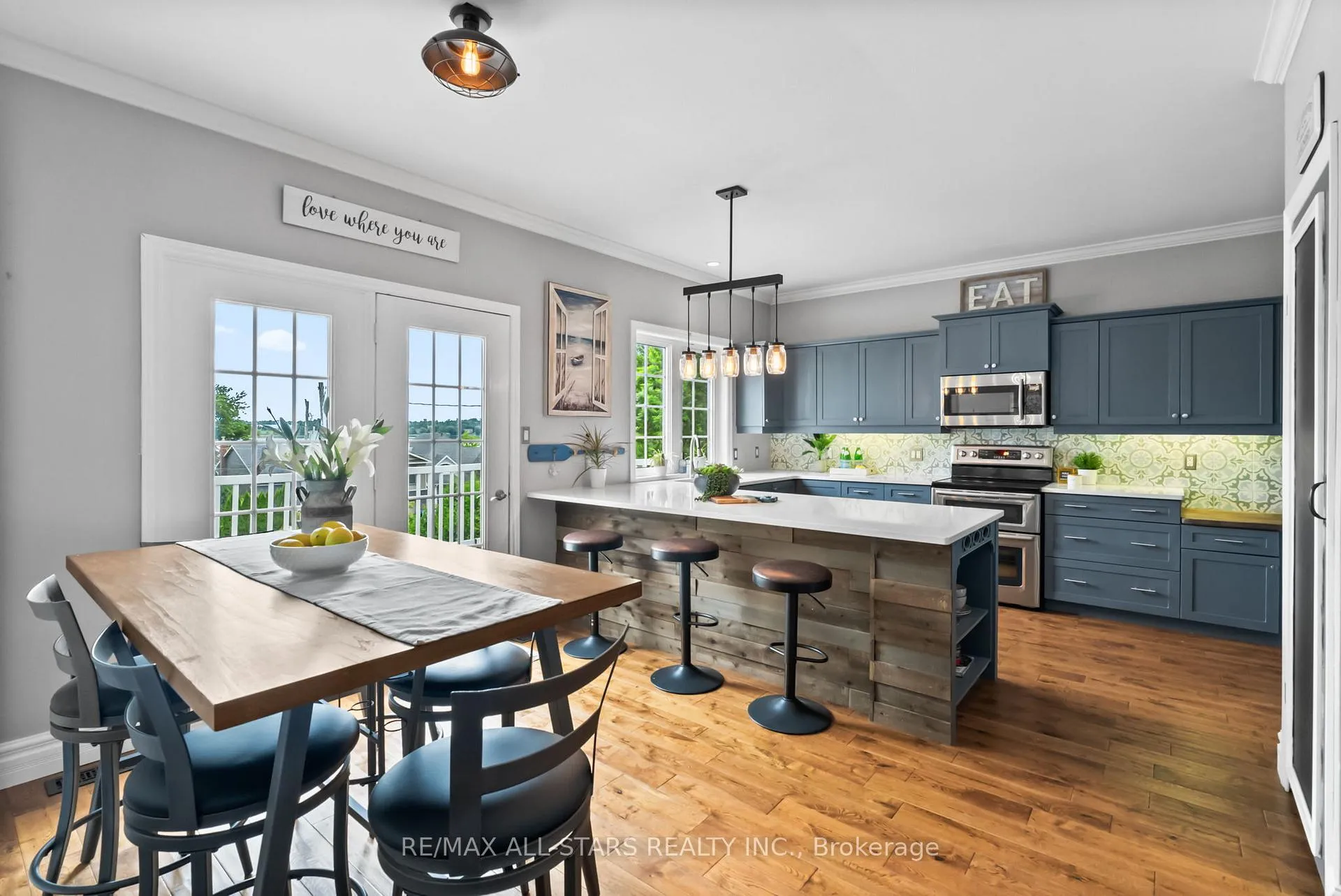 Photo 11 of 2 Honeys Beach Road, Scugog, Port Perry — HOMEH