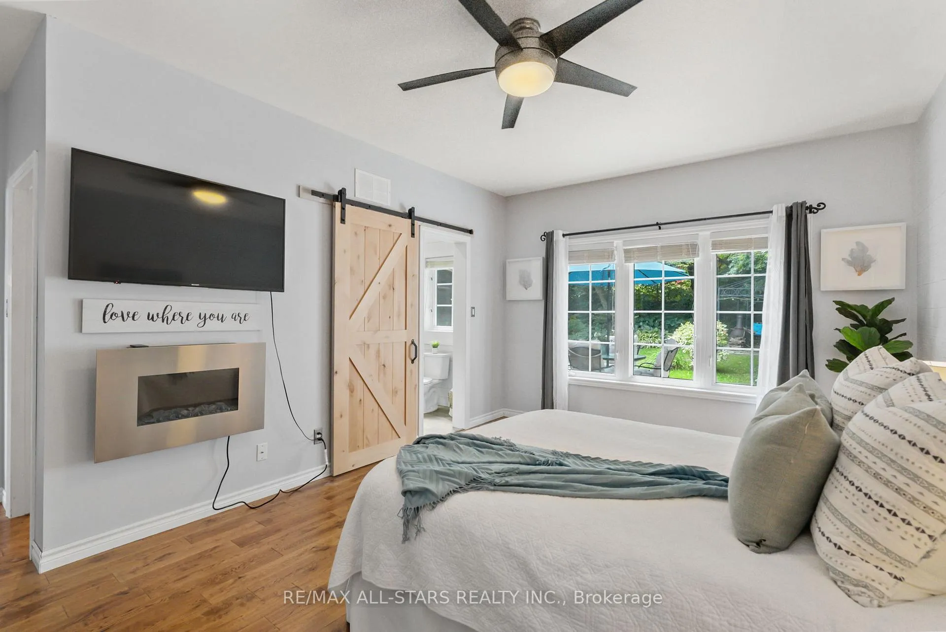 Photo 22 of 2 Honeys Beach Road, Scugog, Port Perry — HOMEH