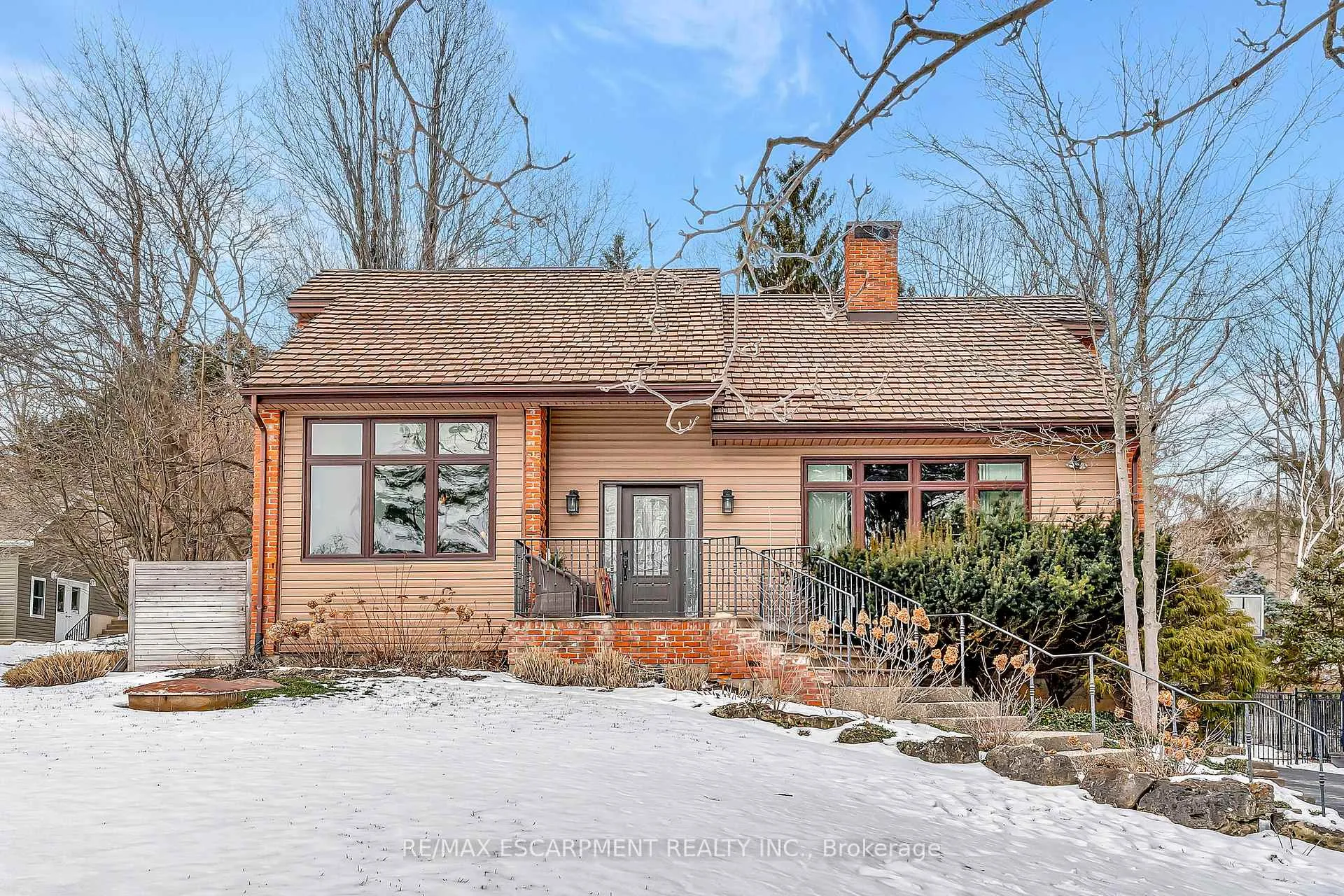 Photo 3 of 101 Hillcrest Avenue, Hamilton, Greensville — HOMEH