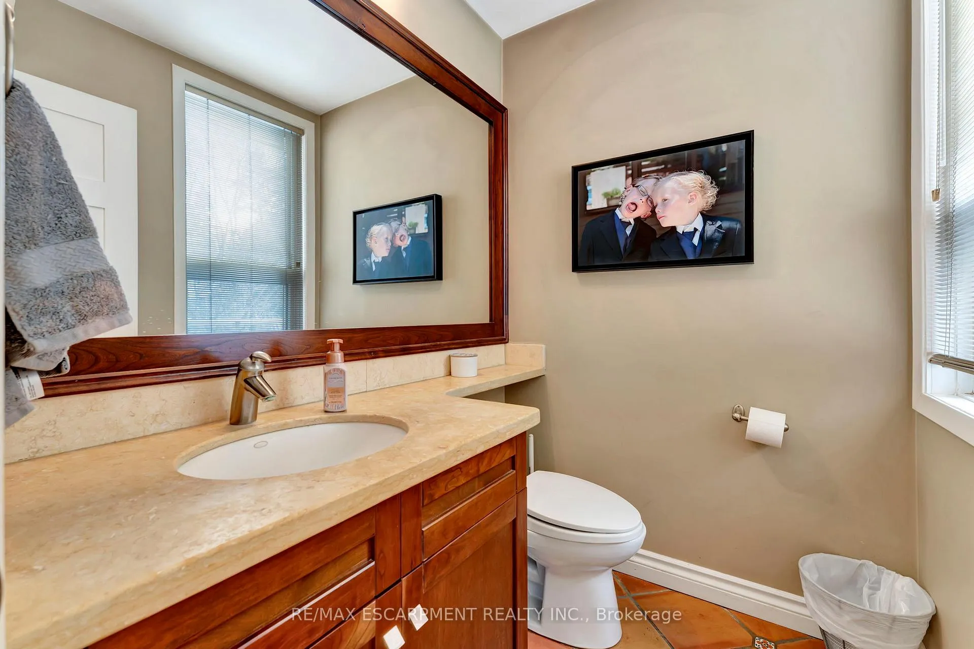 Photo 18 of 101 Hillcrest Avenue, Hamilton, Greensville — HOMEH