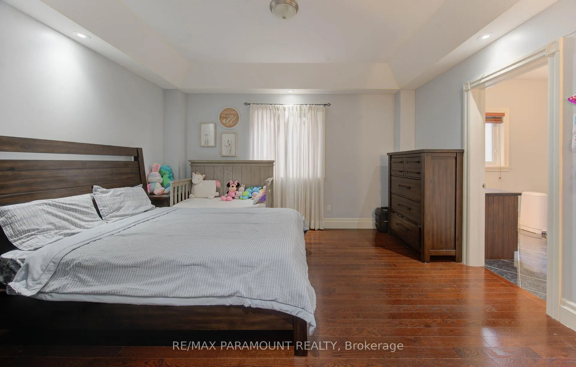 Photo 19 of 7 Mariposa Court, Kitchener, Larentian West — HOMEH