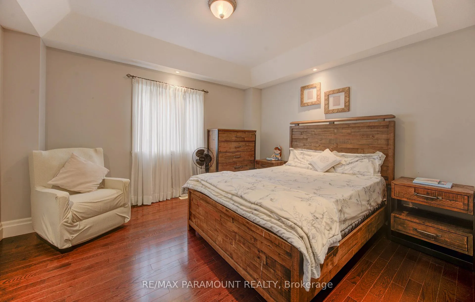 Photo 22 of 7 Mariposa Court, Kitchener, Larentian West — HOMEH