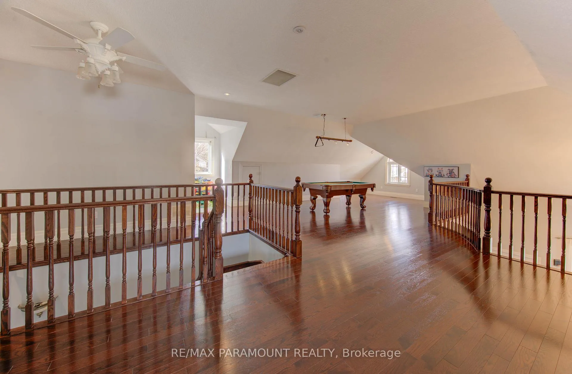 Photo 33 of 7 Mariposa Court, Kitchener, Larentian West — HOMEH