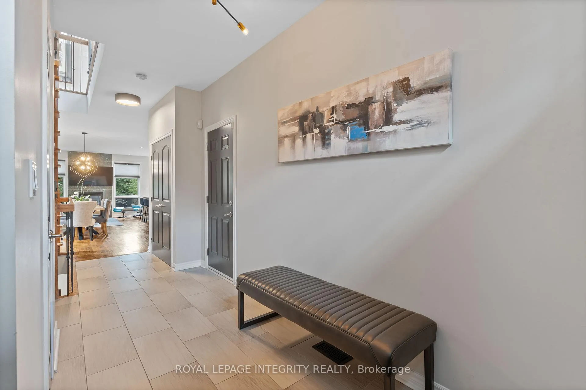 Photo 3 of 823 Petra Private, Ottawa, Kanata - Kanata Lakes/Heritage Hills — HOMEH