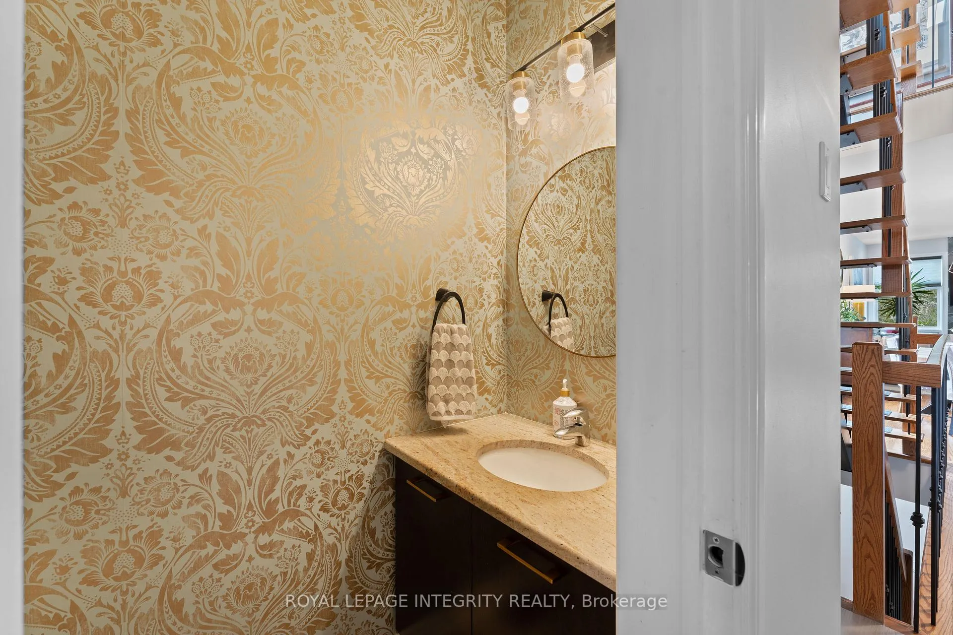 Photo 15 of 823 Petra Private, Ottawa, Kanata - Kanata Lakes/Heritage Hills — HOMEH