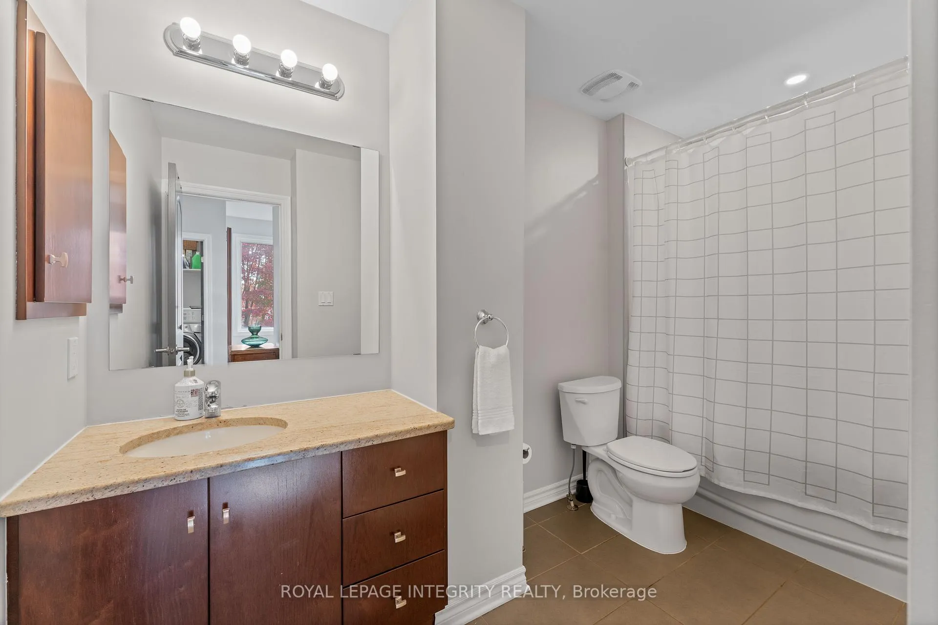 Photo 27 of 823 Petra Private, Ottawa, Kanata - Kanata Lakes/Heritage Hills — HOMEH