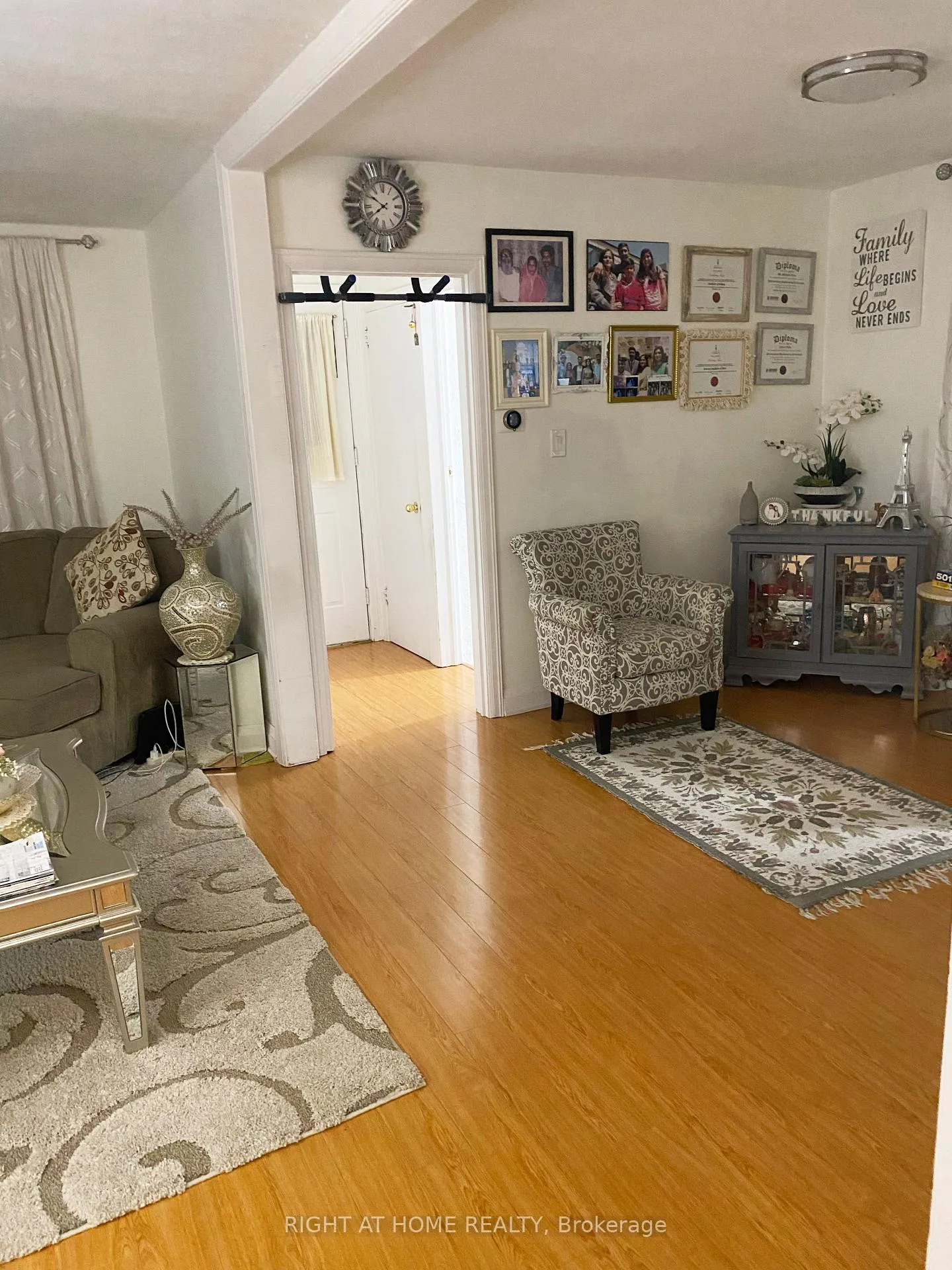 Photo 20 of 42 Yardley Avenue, Toronto, O'Connor-Parkview — HOMEH
