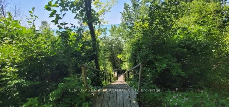 Photo 5 of 75061 Elmslie Drive S, Bluewater, Bayfield — HOMEH