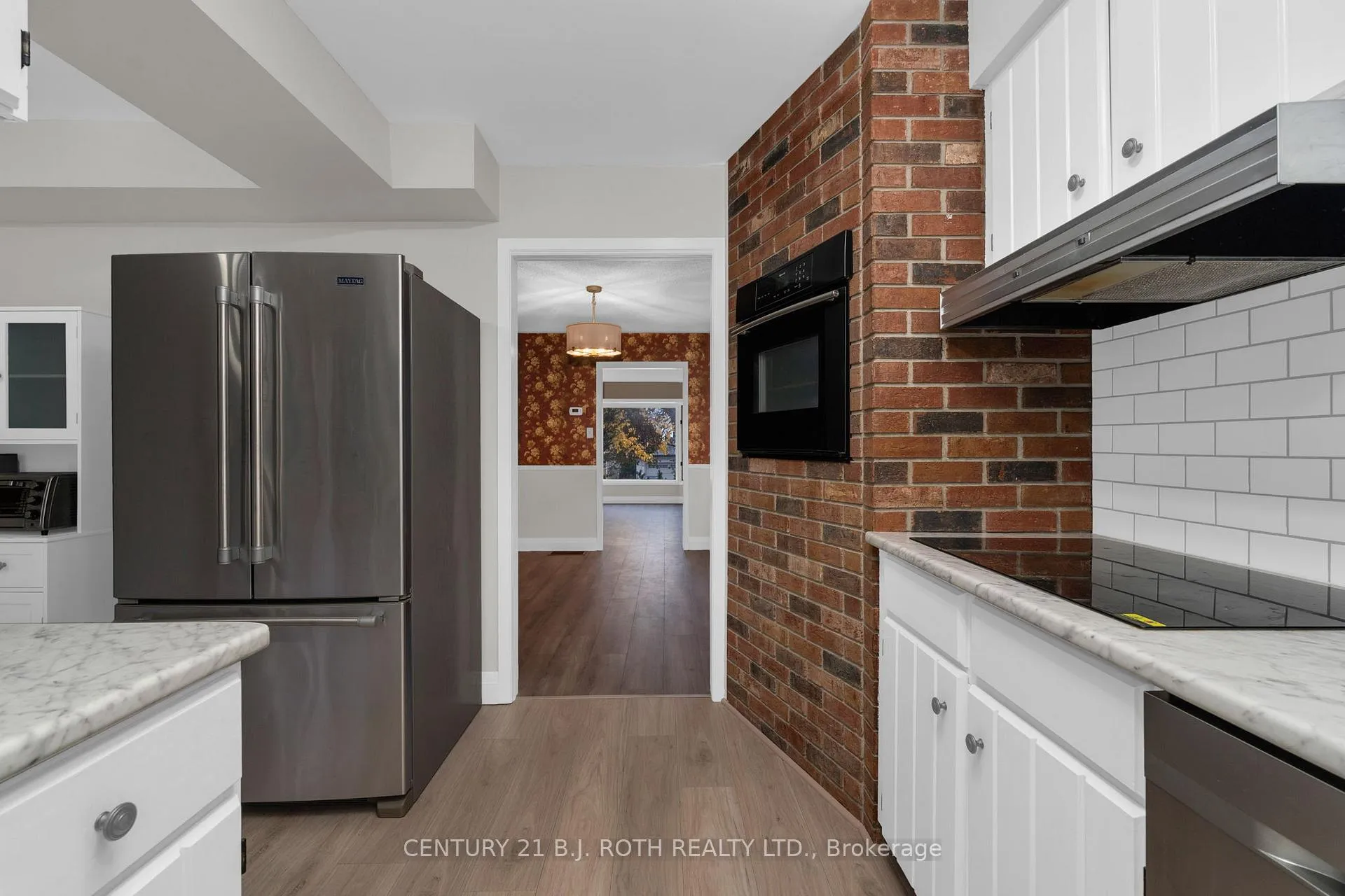 Photo 8 of 4 White Pine Place, Barrie, Codrington — HOMEH