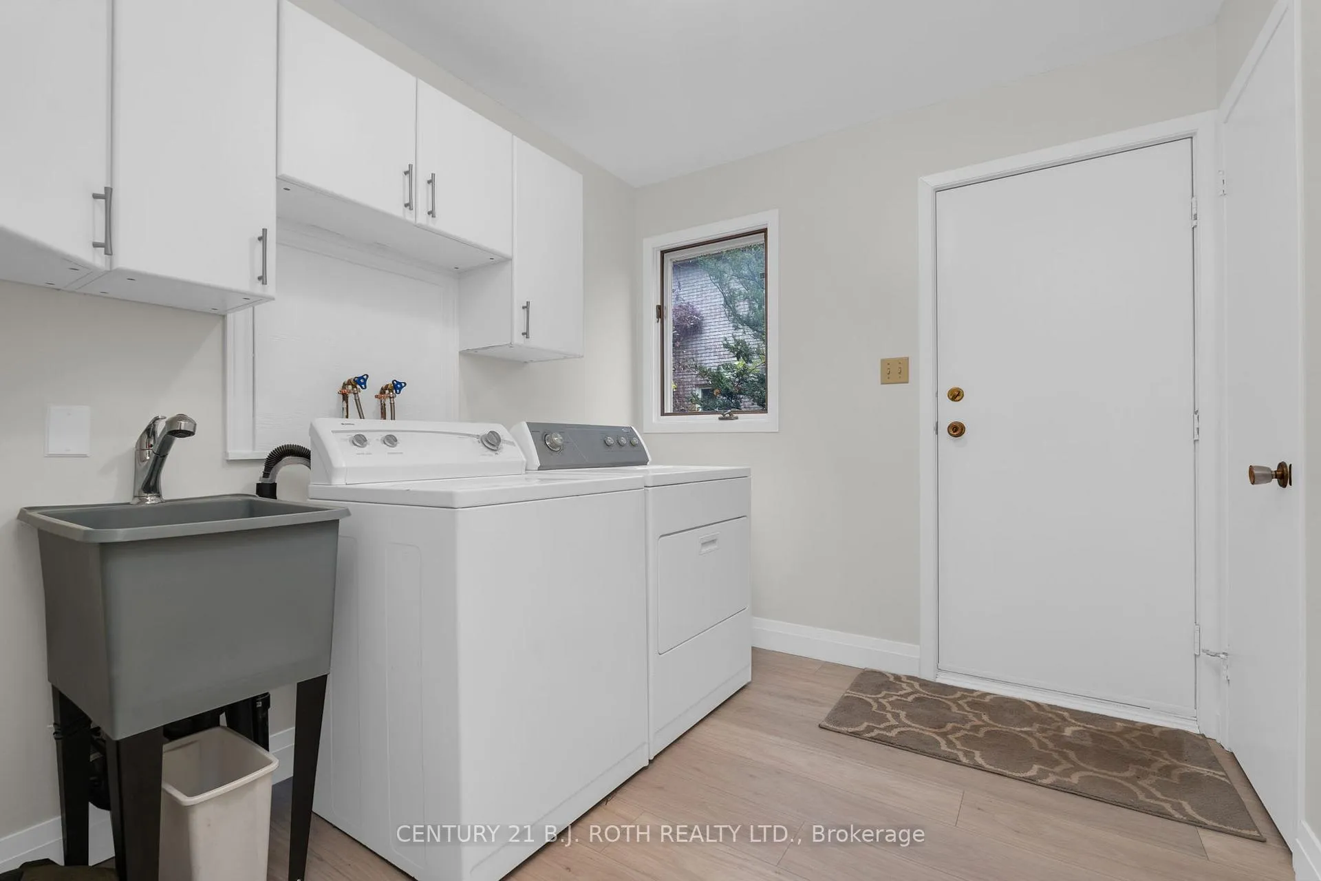 Photo 18 of 4 White Pine Place, Barrie, Codrington — HOMEH