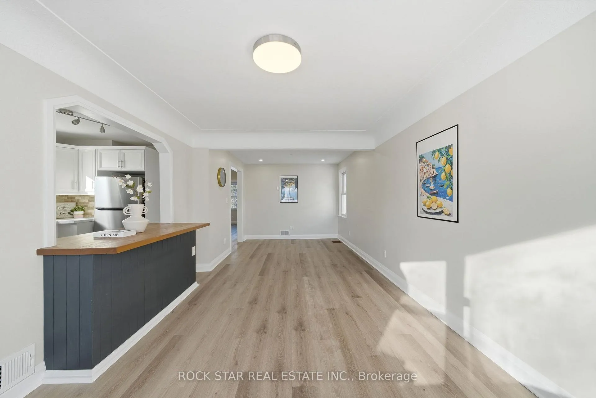 Photo 2 of 86 East 38th Street, Hamilton, Raleigh — HOMEH