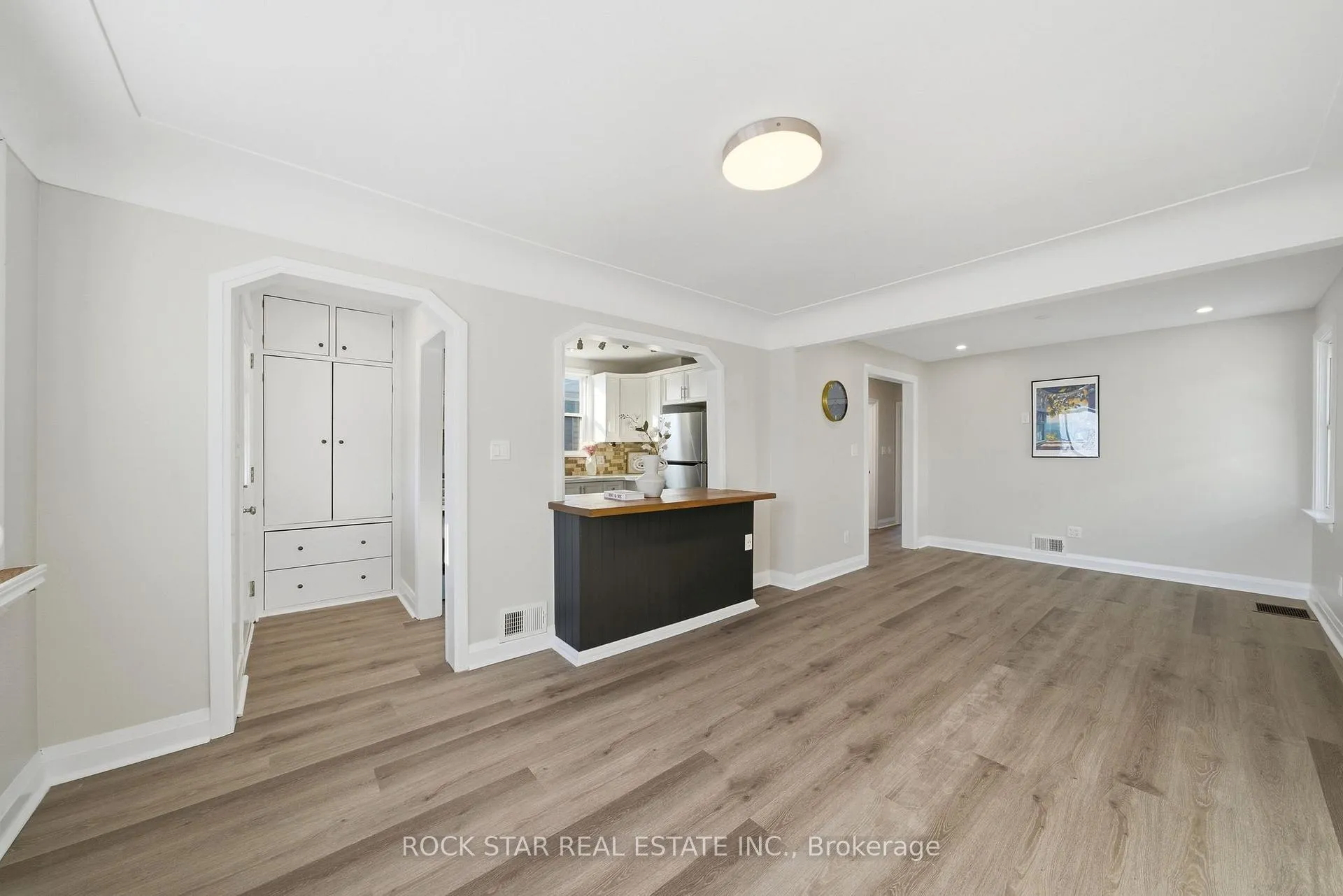Photo 6 of 86 East 38th Street, Hamilton, Raleigh — HOMEH