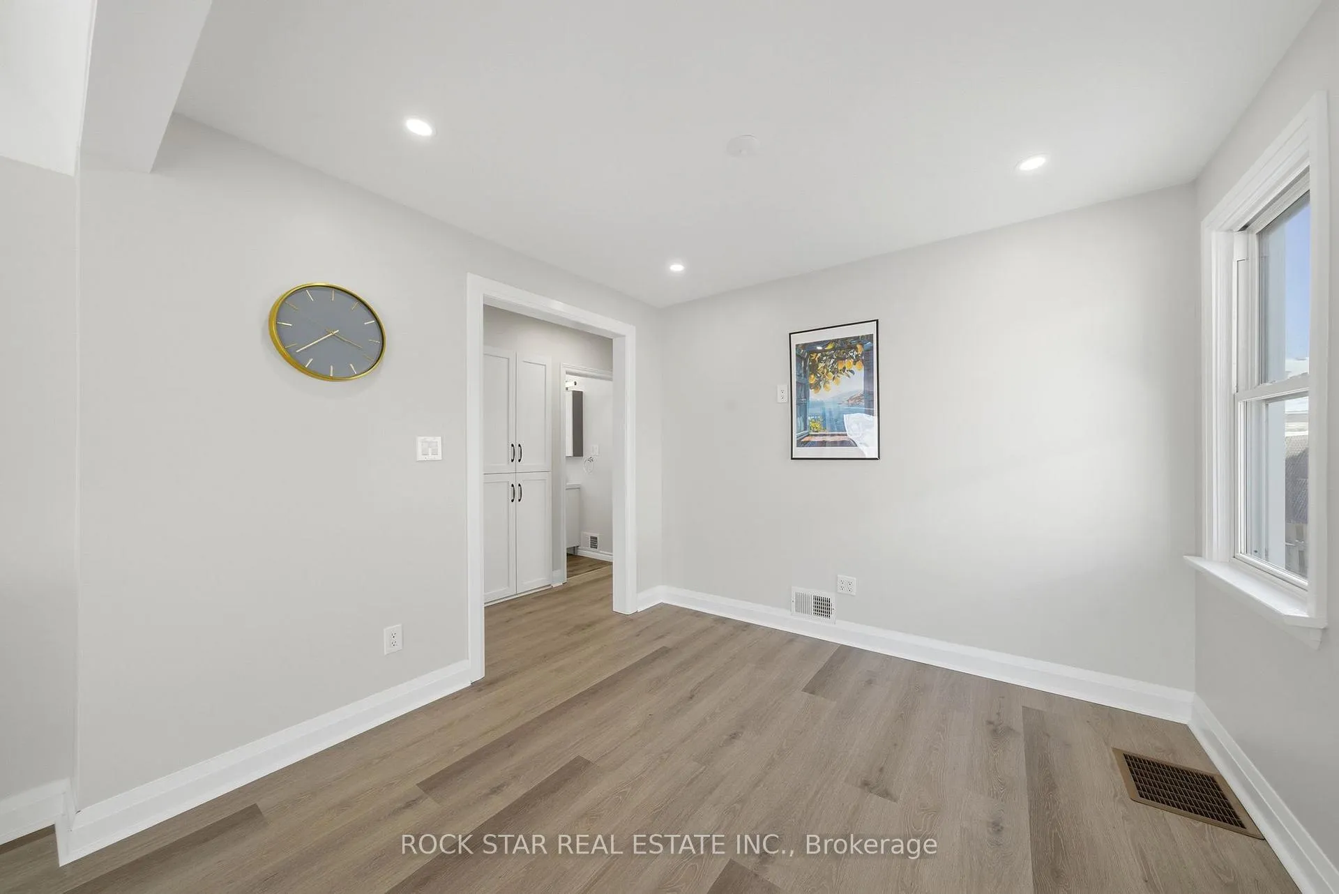 Photo 9 of 86 East 38th Street, Hamilton, Raleigh — HOMEH