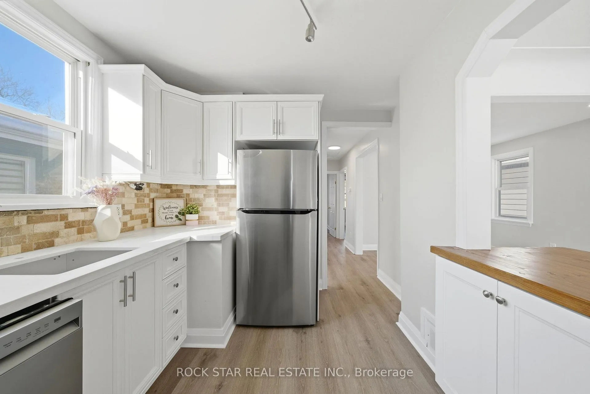 Photo 11 of 86 East 38th Street, Hamilton, Raleigh — HOMEH