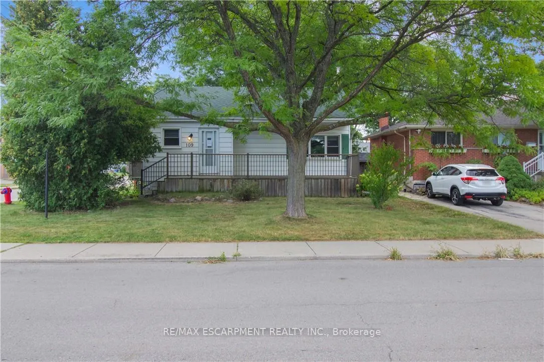 Photo 2 of 109 Terrace Drive, Hamilton, Balfour — HOMEH