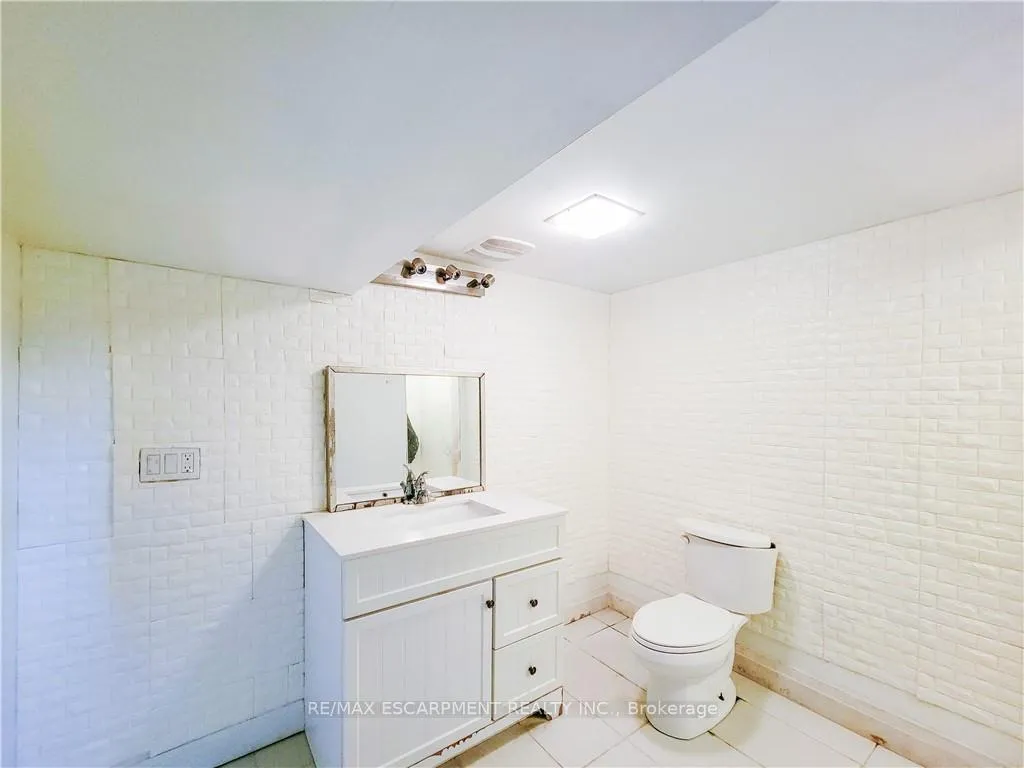 Photo 6 of 109 Terrace Drive, Hamilton, Balfour — HOMEH