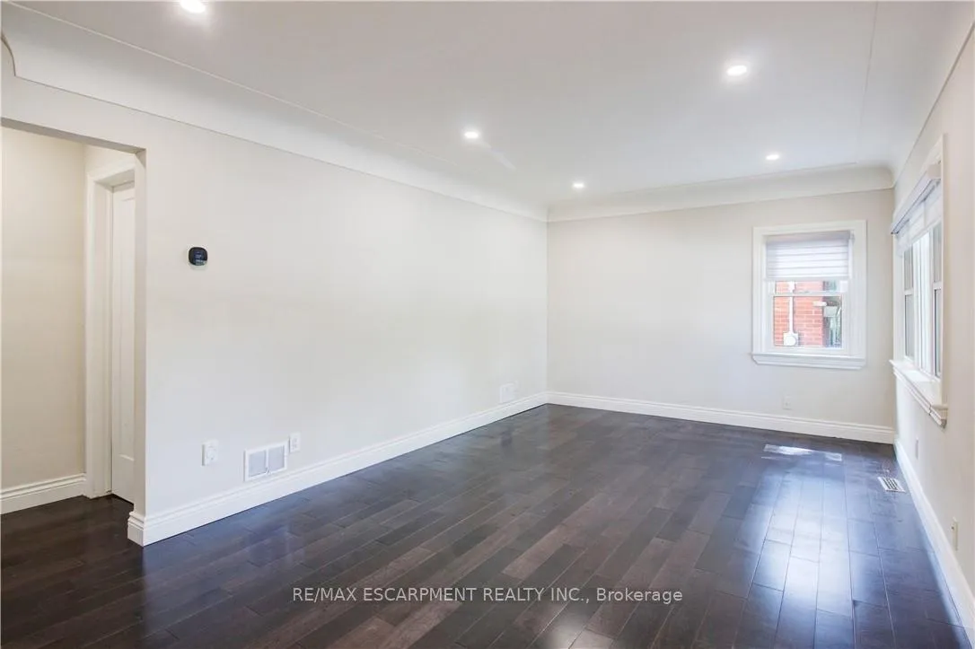 Photo 16 of 109 Terrace Drive, Hamilton, Balfour — HOMEH