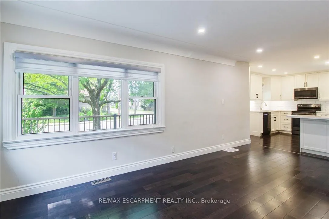 Photo 18 of 109 Terrace Drive, Hamilton, Balfour — HOMEH