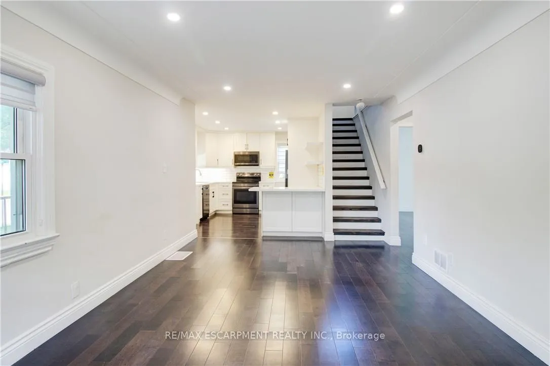 Photo 20 of 109 Terrace Drive, Hamilton, Balfour — HOMEH