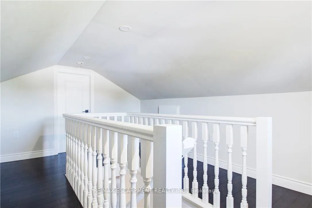 Photo 37 of 109 Terrace Drive, Hamilton, Balfour — HOMEH