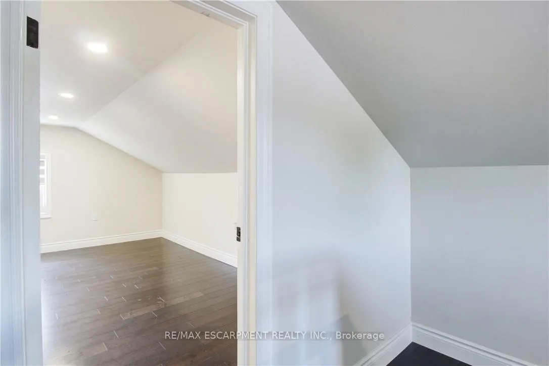 Photo 38 of 109 Terrace Drive, Hamilton, Balfour — HOMEH