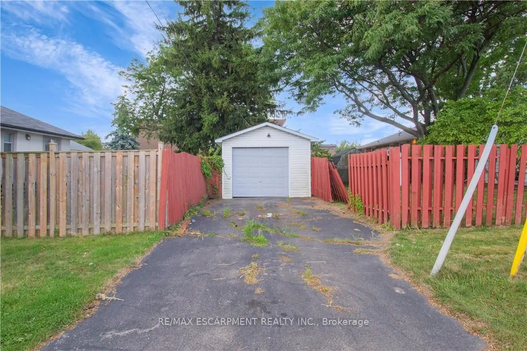Photo 46 of 109 Terrace Drive, Hamilton, Balfour — HOMEH