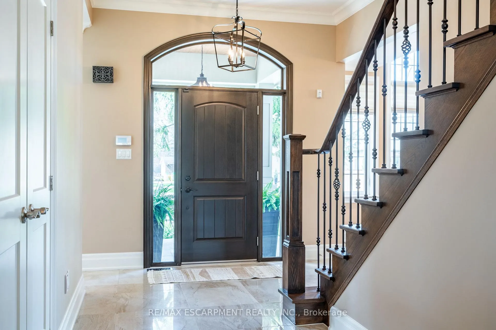 Photo 7 of 50 Lloyminn Avenue, Hamilton, Ancaster — HOMEH