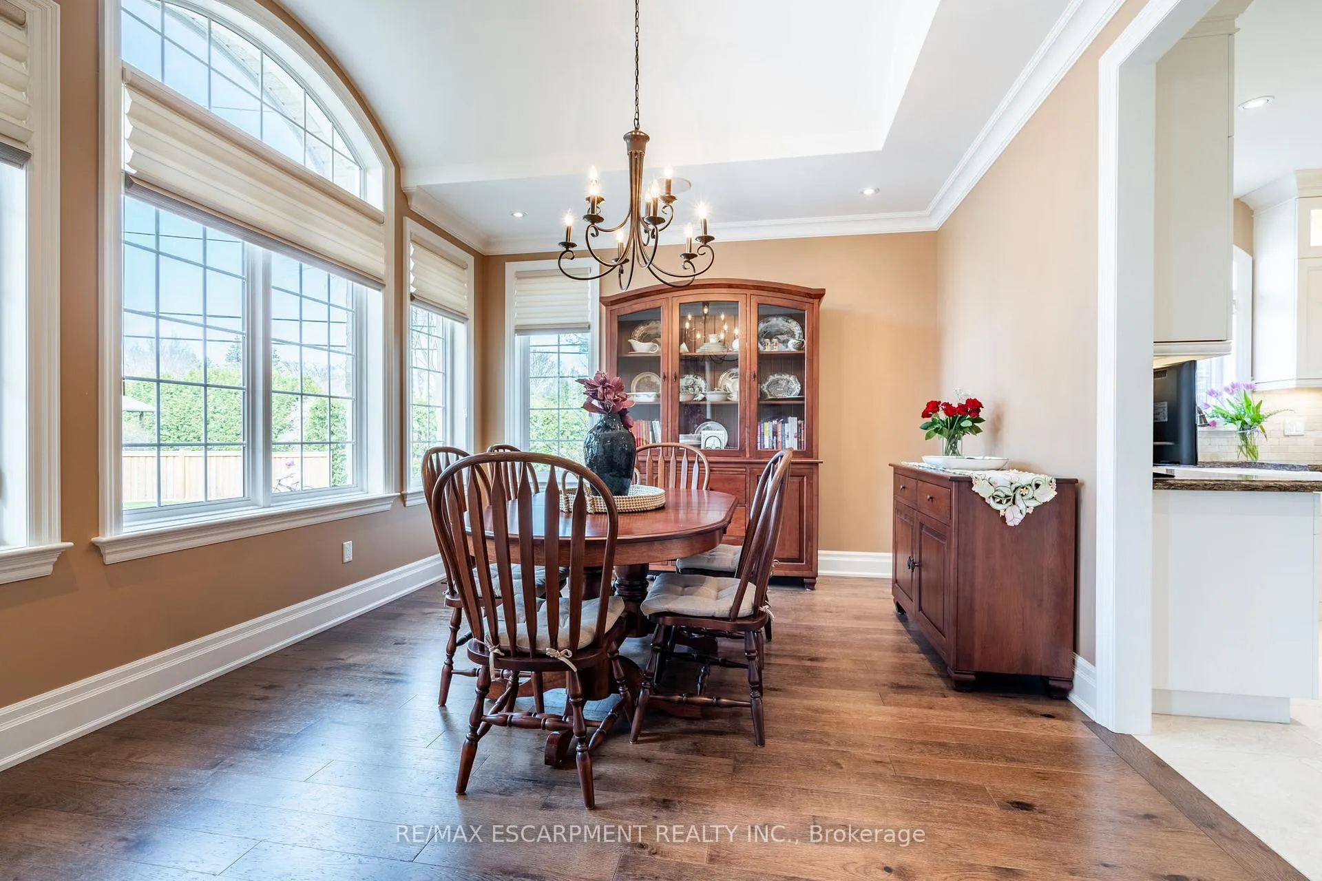 Photo 9 of 50 Lloyminn Avenue, Hamilton, Ancaster — HOMEH