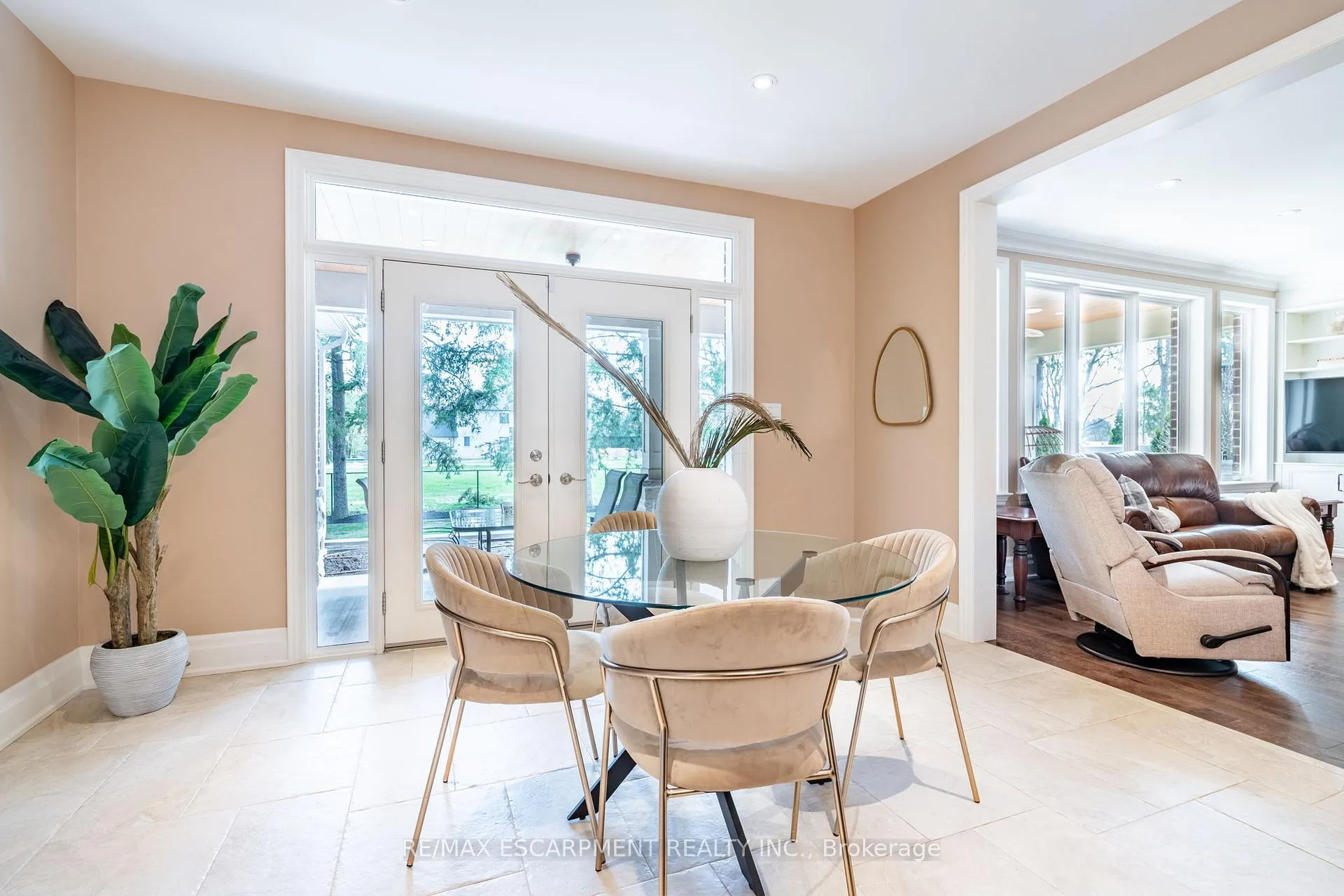 Photo 13 of 50 Lloyminn Avenue, Hamilton, Ancaster — HOMEH