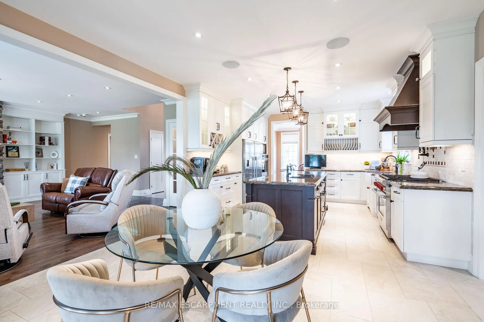 Photo 14 of 50 Lloyminn Avenue, Hamilton, Ancaster — HOMEH