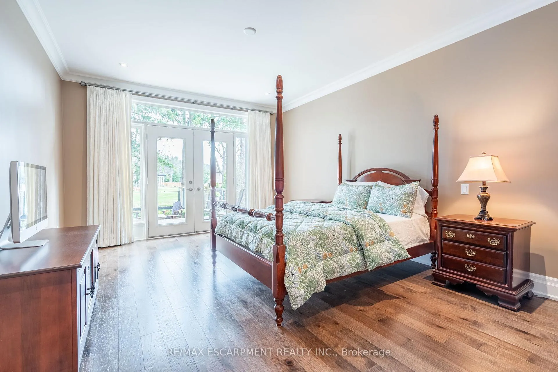Photo 20 of 50 Lloyminn Avenue, Hamilton, Ancaster — HOMEH