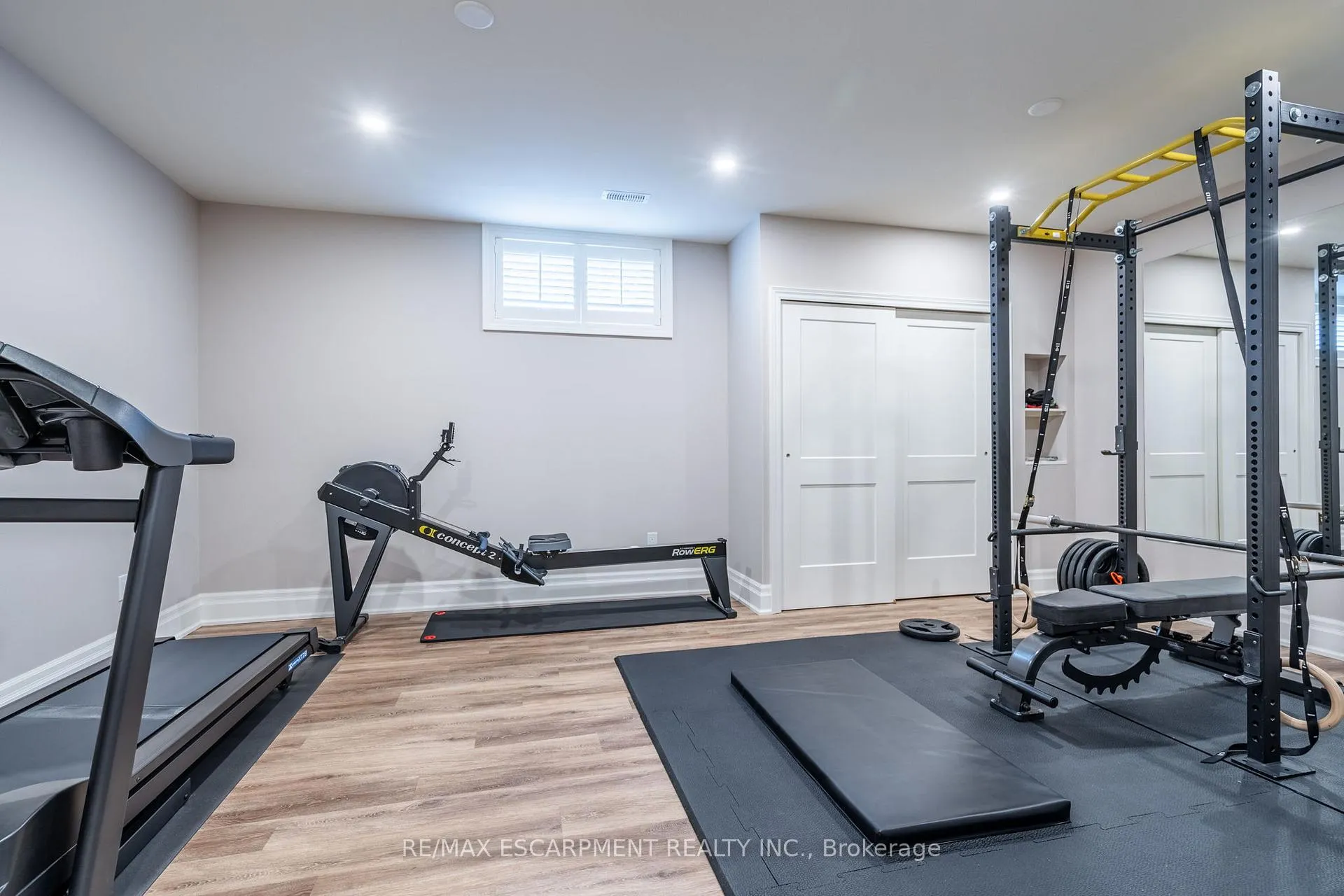 Photo 32 of 50 Lloyminn Avenue, Hamilton, Ancaster — HOMEH