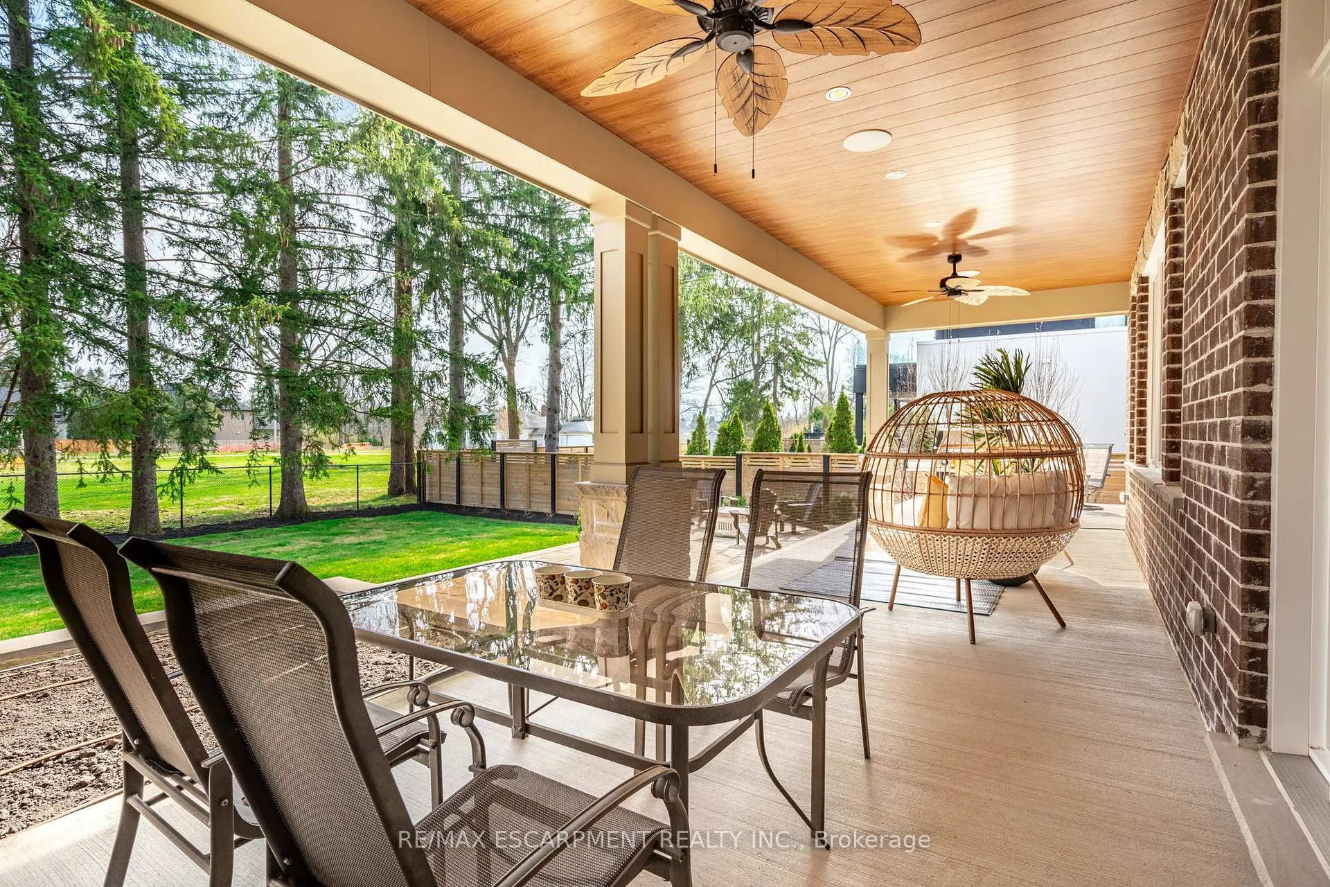 Photo 42 of 50 Lloyminn Avenue, Hamilton, Ancaster — HOMEH