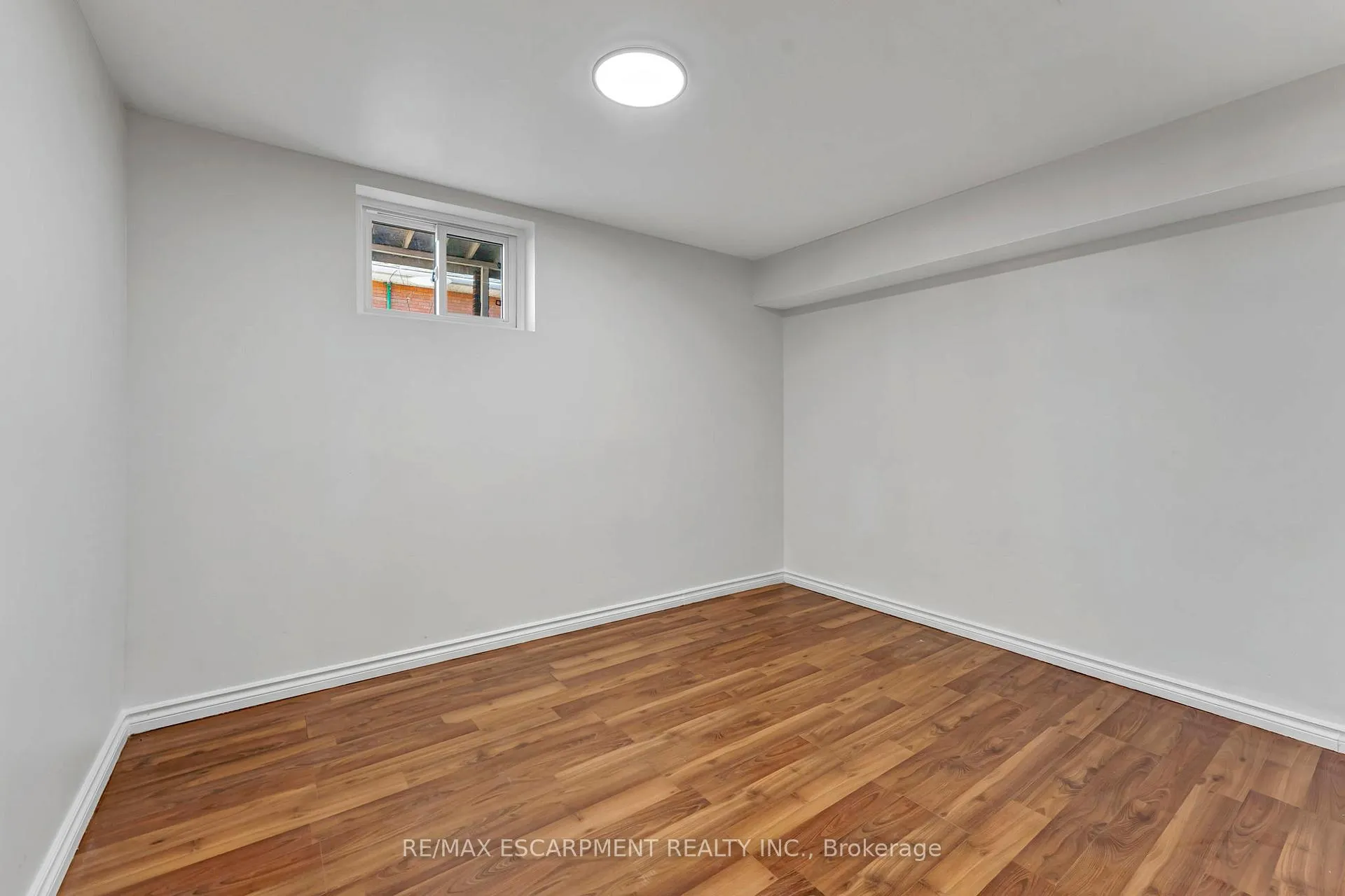 Photo 30 of 216 Sioux Road, Hamilton, Ancaster — HOMEH