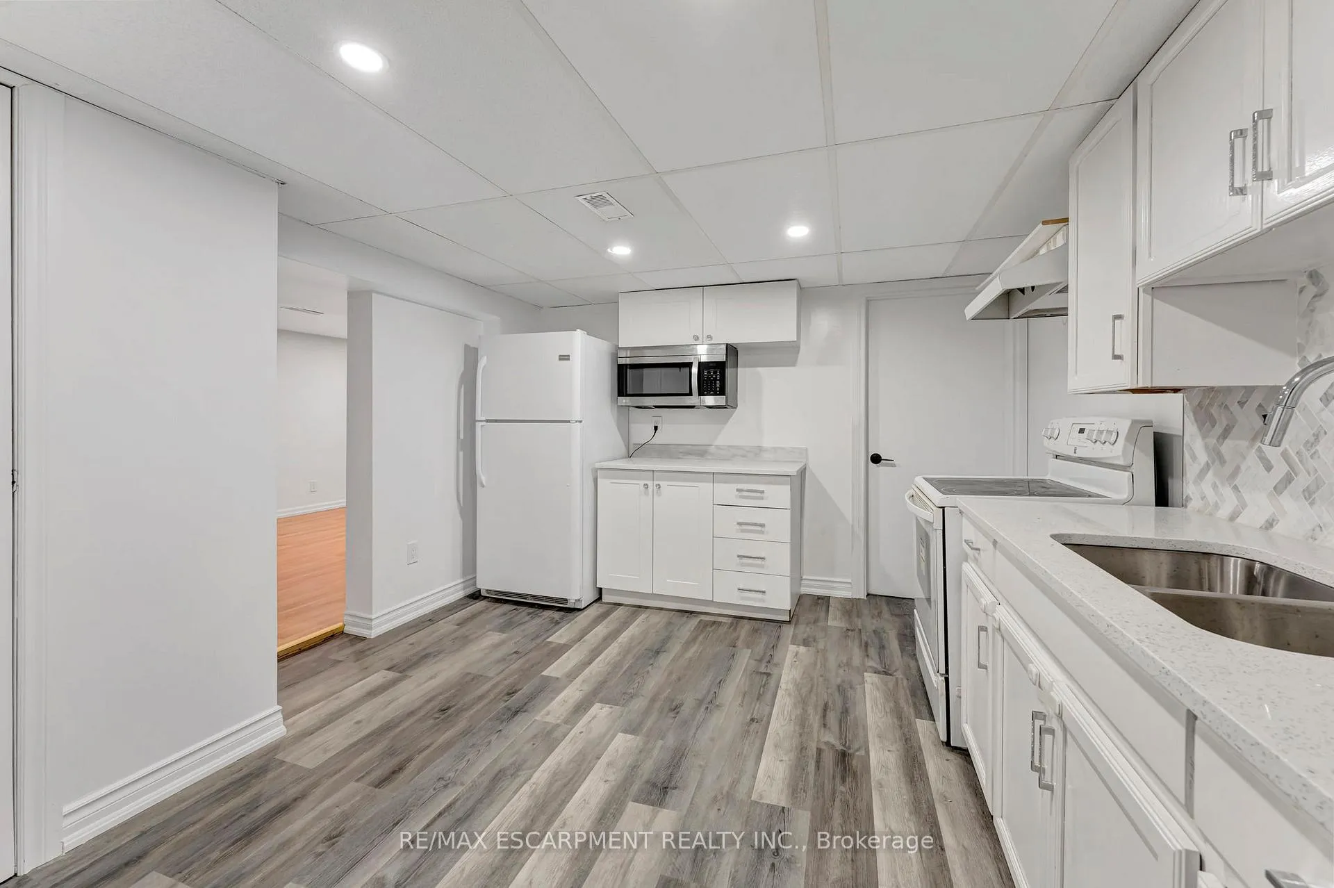 Photo 34 of 216 Sioux Road, Hamilton, Ancaster — HOMEH