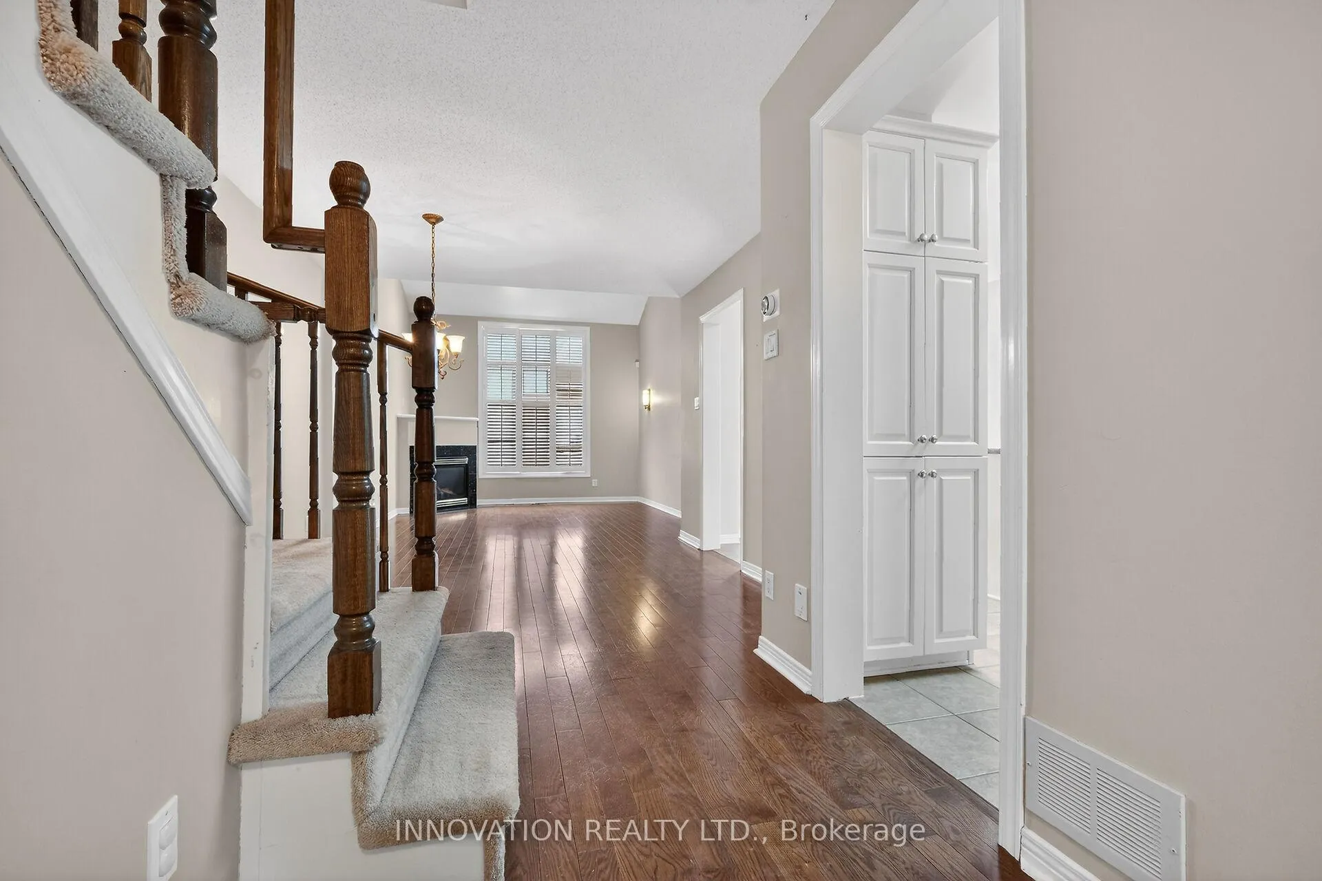 Photo 5 of 32 Kettleby Street S, Ottawa, Kanata - Beaverbrook — HOMEH