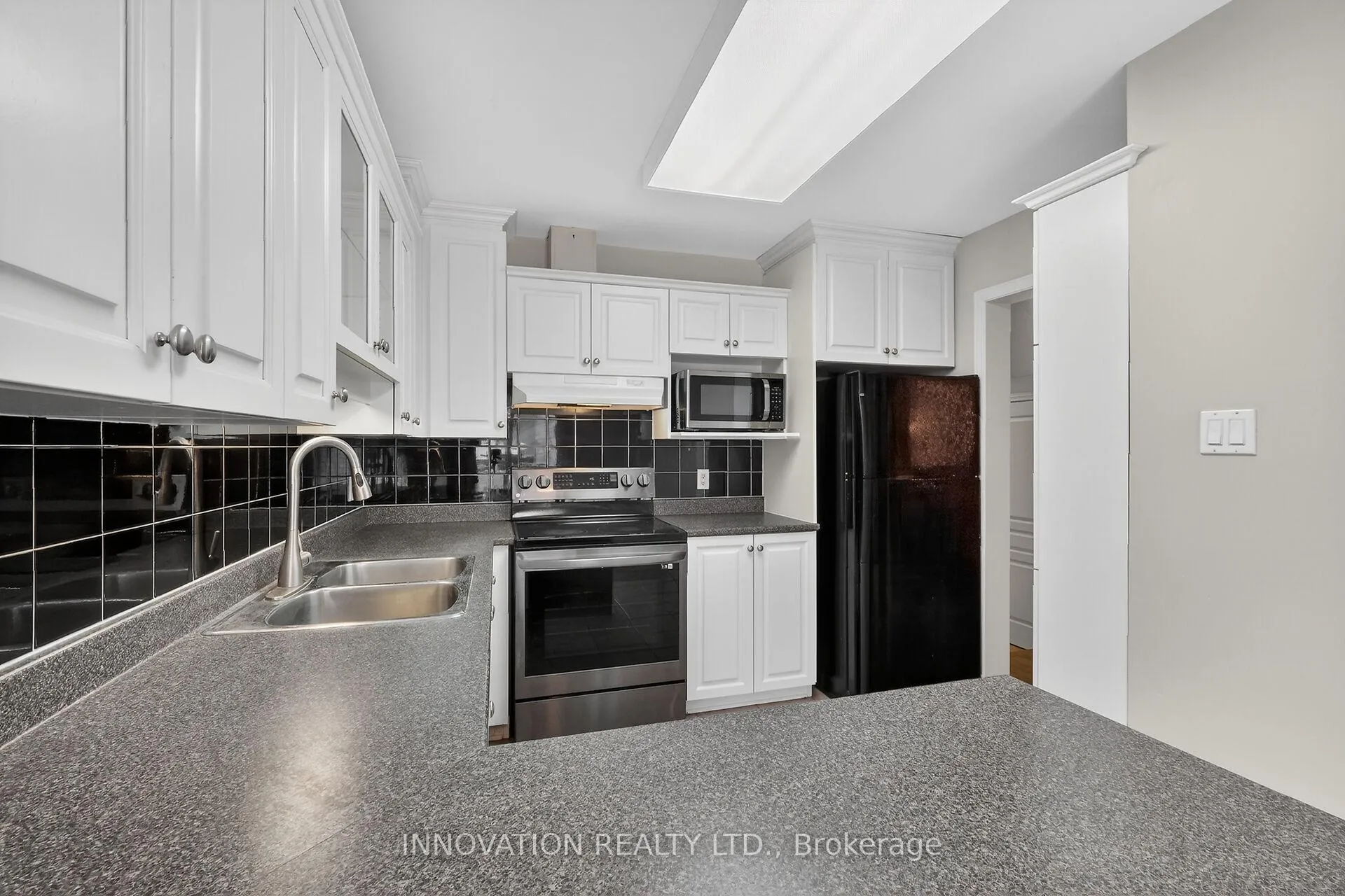 Photo 15 of 32 Kettleby Street S, Ottawa, Kanata - Beaverbrook — HOMEH